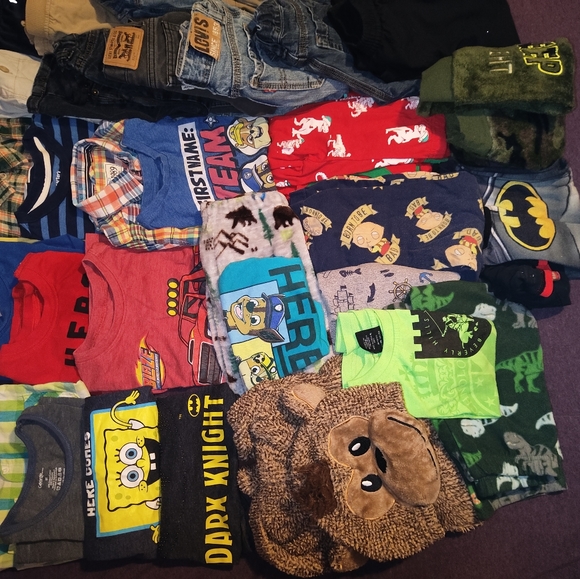 Sold sorry Boys 4T-5T lot - Picture 2 of 3